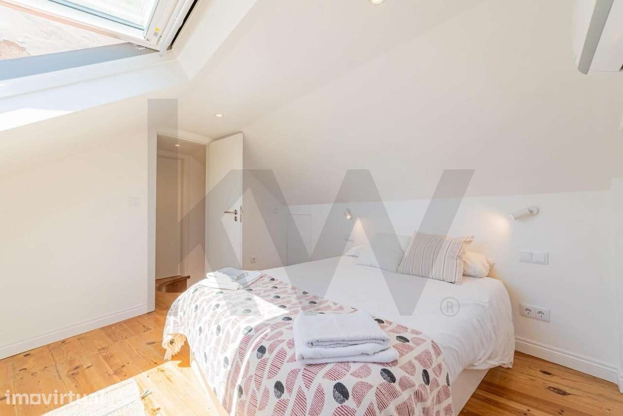 FANTÁSTICO DUPLEX T2 EM ALCÂNTARA | RUA CALMA | 73 M² - Grande imagem: 5/11