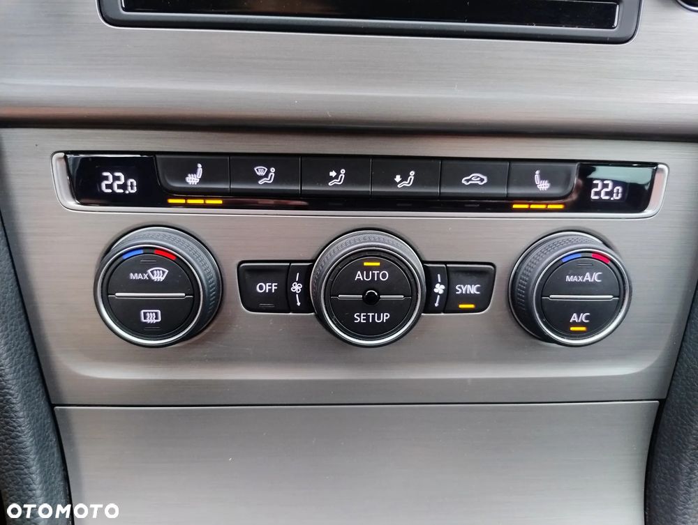 Volkswagen Golf - 13