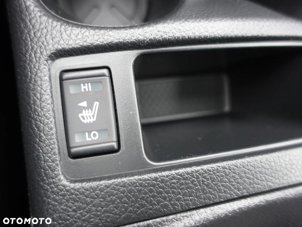 Nissan X-Trail 1.3 DIG-T N-Connecta 2WD DCT - 8