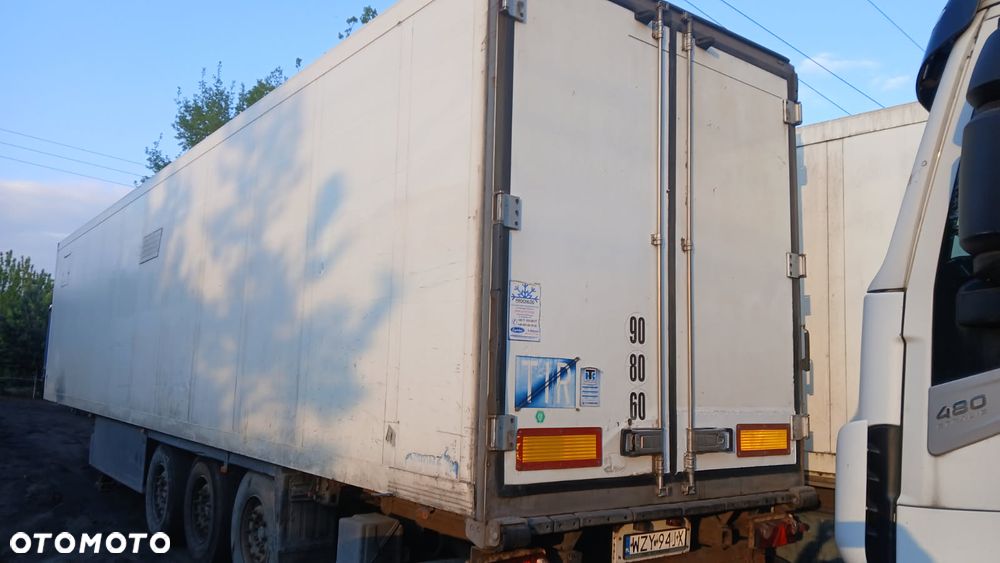 Schmitz Cargobull SKO - 2