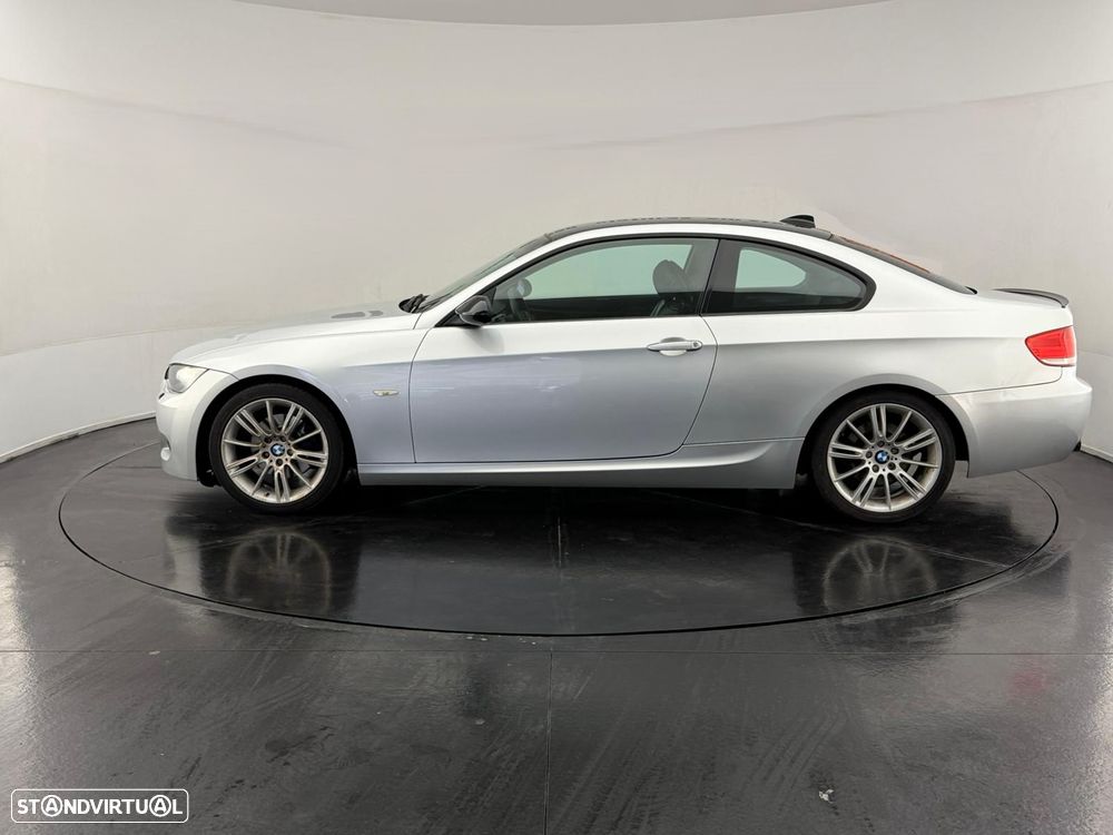 BMW 320 d Coupe - 4