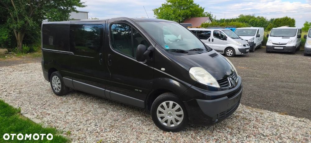Renault TRAFIC - 2