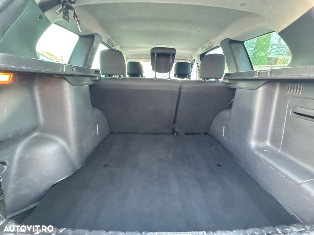 Dacia Duster dCi 110 FAP 4x2 Prestige - 17