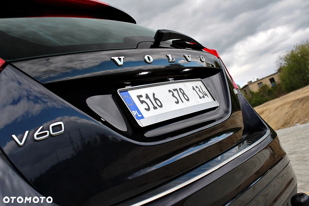 Volvo V60 D2 Geartronic Momentum - 40