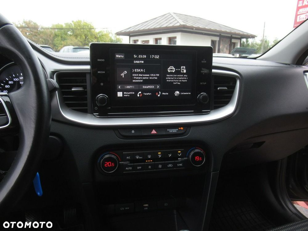 Kia Ceed 1.5 T-GDI M - 17