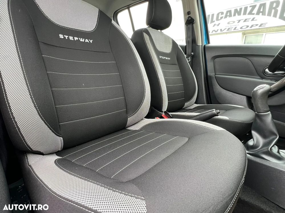 Dacia Sandero 0.9 TCe Prestige - 28