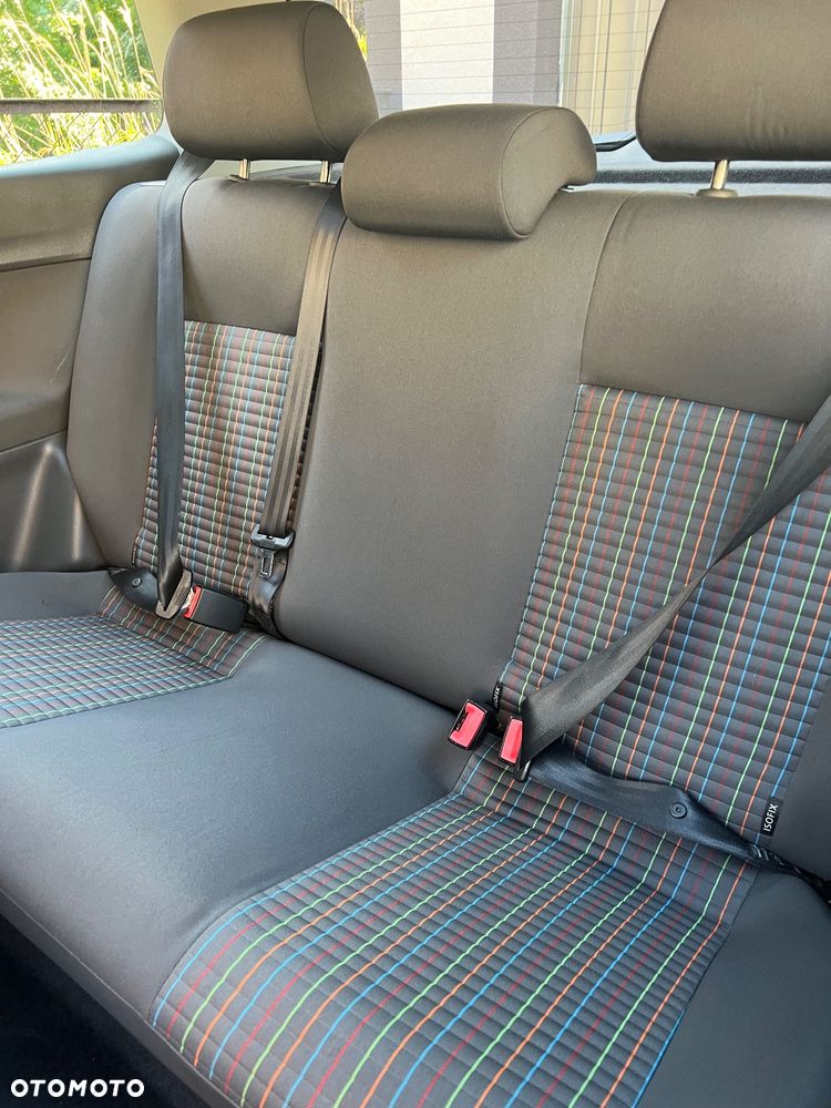 Volkswagen Polo - 21