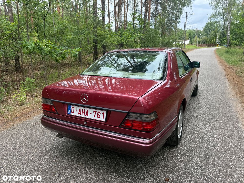 Mercedes-Benz Klasa E - 12