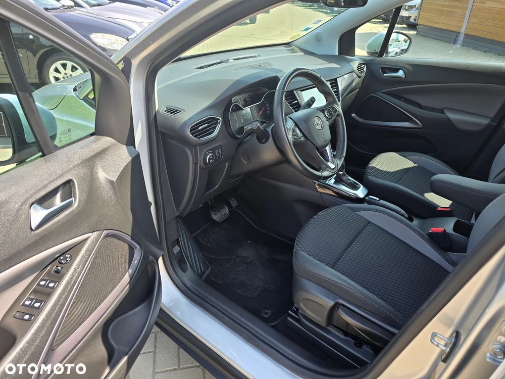 Opel Crossland X - 8