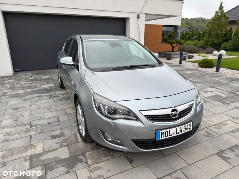 Opel Astra 1.4 Turbo Innovation - 1