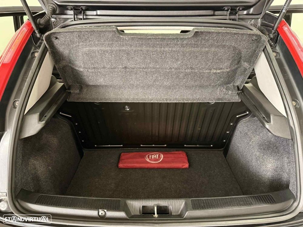 Fiat Punto 1.3 M-Jet Lounge S&S - 15