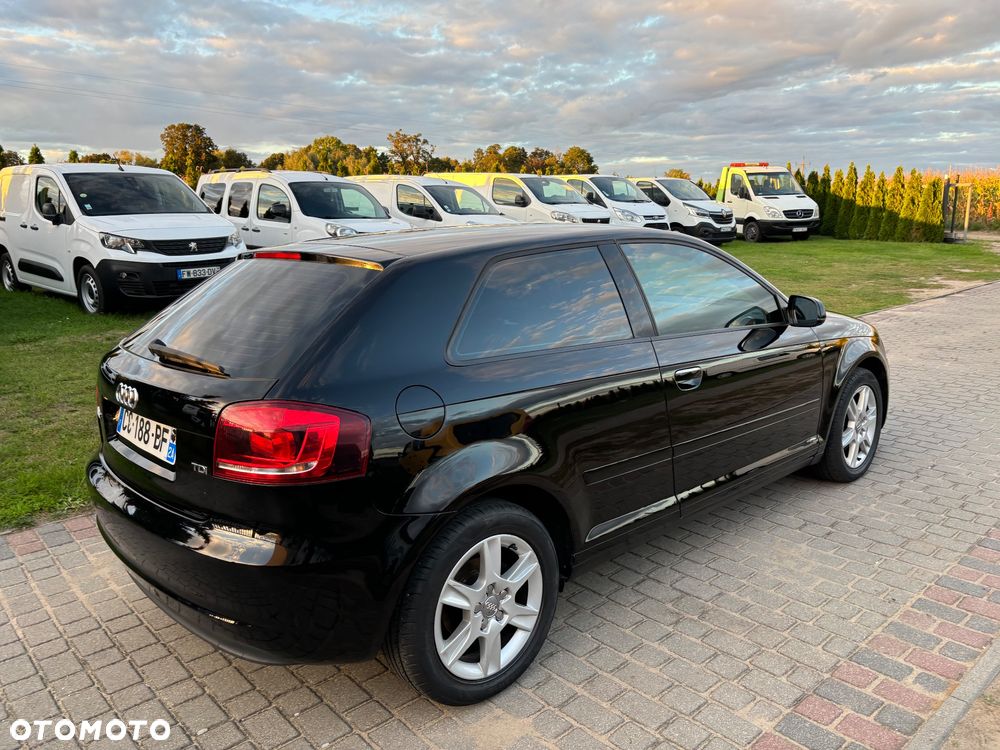 Audi A3 3-drzwiowe - 3