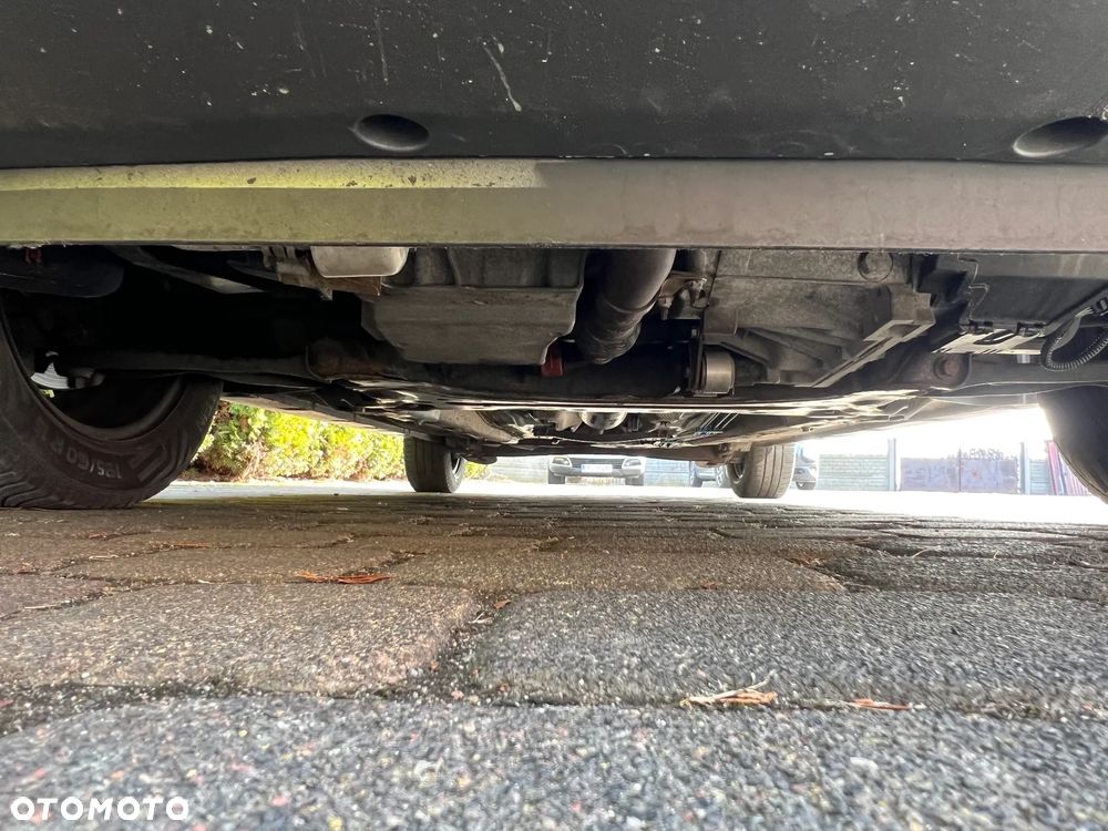 Ford Tourneo Courier 1.0 EcoBoost S&S Trend - 34