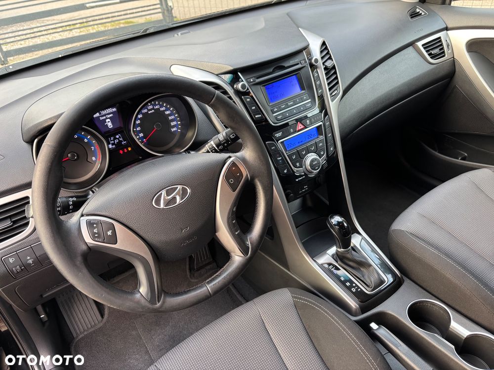 Hyundai i30 1.6 GDI Premium - 6