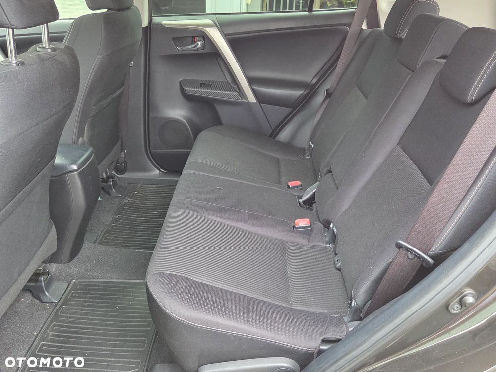 Toyota RAV4 2.0 D-4D Premium - 23