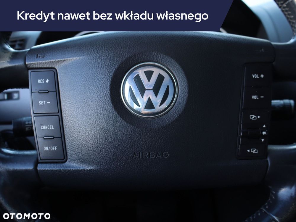 Volkswagen Touareg - 19