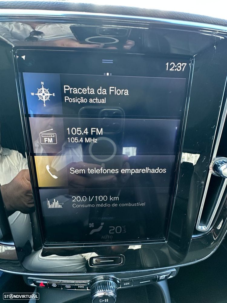 Volvo XC 40 1.5 T5 PHEV Momentum - 24