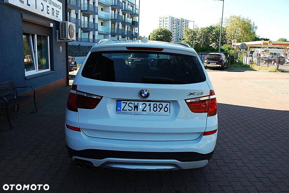 BMW X3 xDrive28i xLine - 7