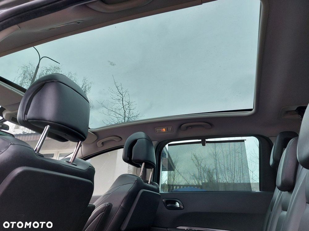 Peugeot 5008 - 21