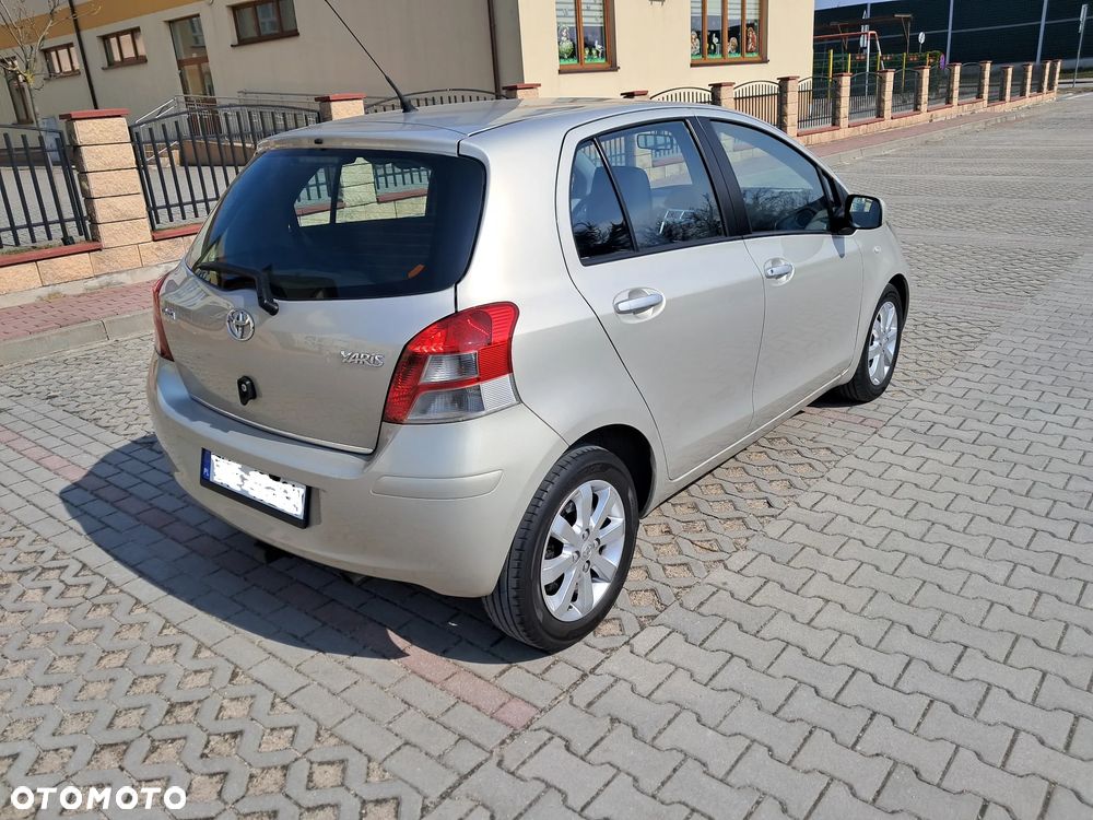 Toyota Yaris 1.33 Sol - 6