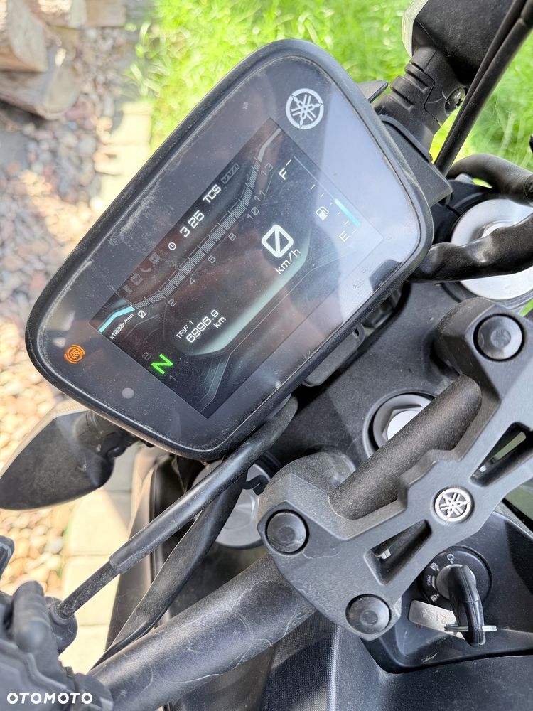 Yamaha MT - 4