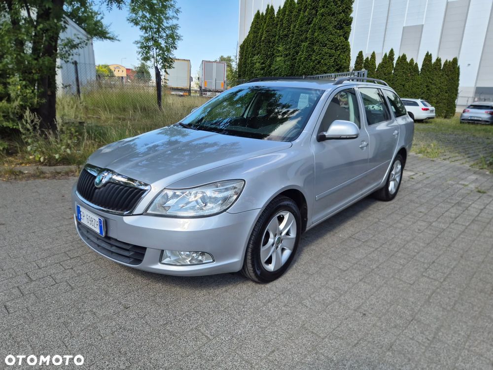 Skoda Octavia 1.6 TDI Ambiente - 1