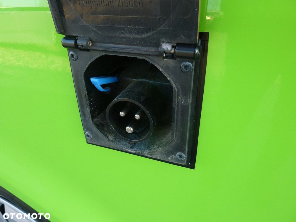 Volkswagen California - 36