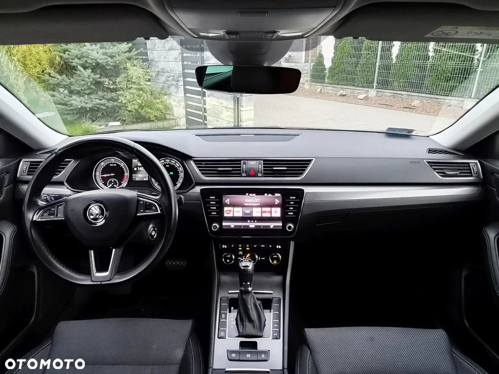 Skoda Superb 2.0 TDI SCR 4x4 Style DSG - 6