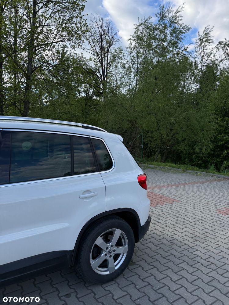 Volkswagen Tiguan 2.0 TDI BlueMot Trend&Fun - 9