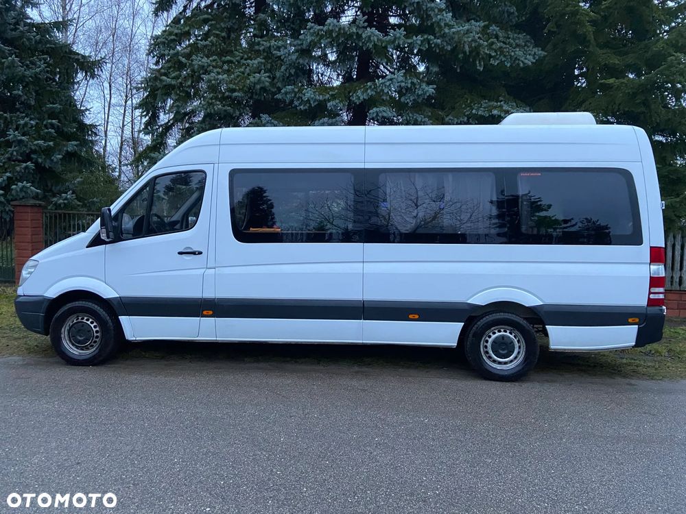 Mercedes-Benz Sprinter - 1