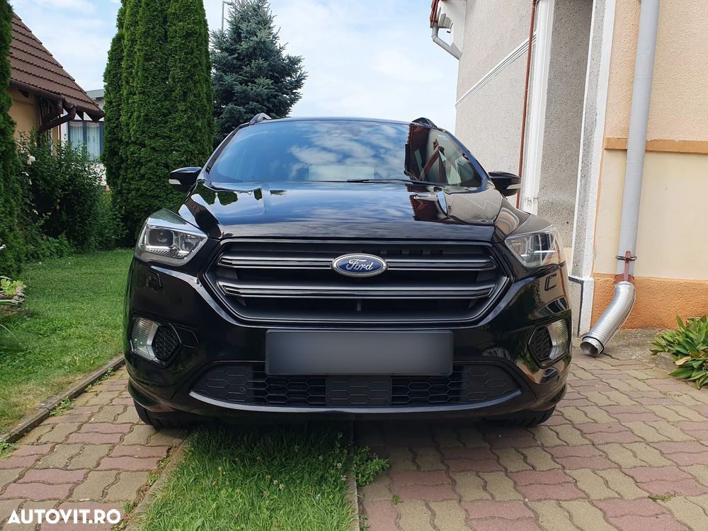 Ford Kuga 2.0 TDCi 4WD Powershift ST-Line - 9