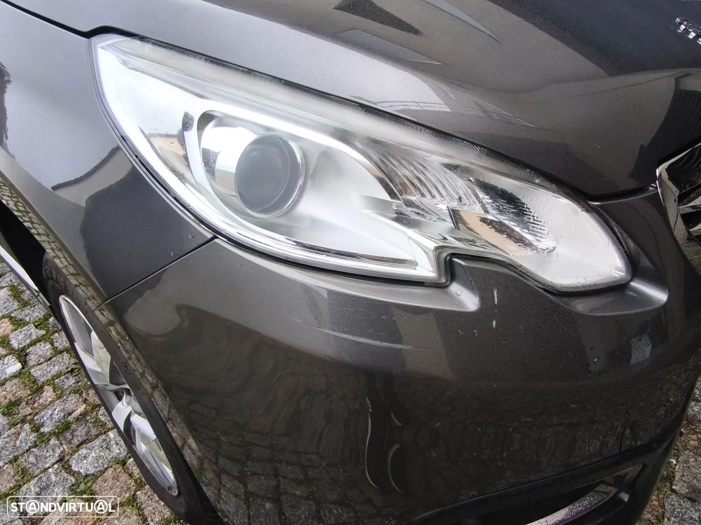 Peugeot 2008 1.2 PureTech Allure - 25