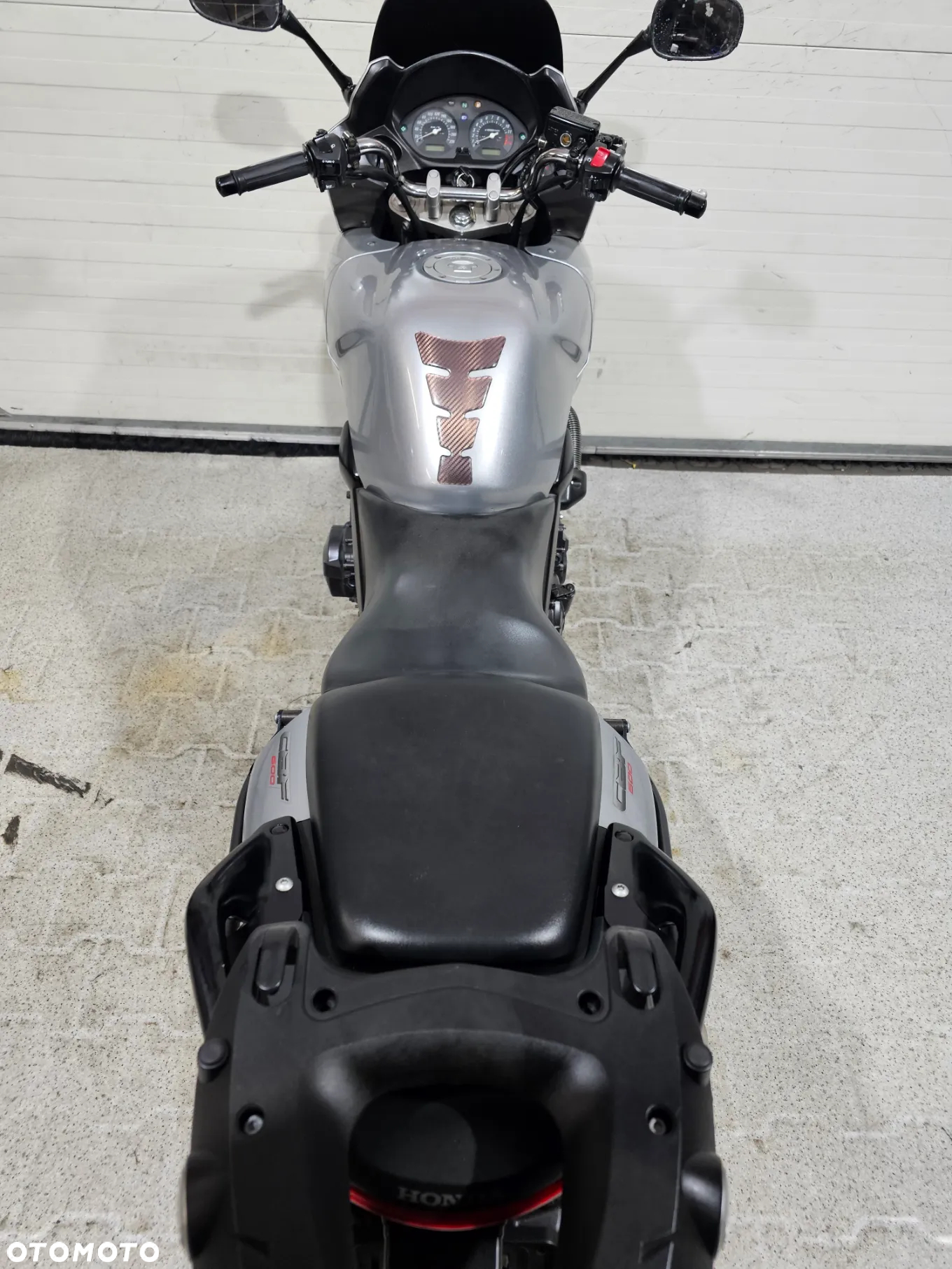 Honda CBF - 29