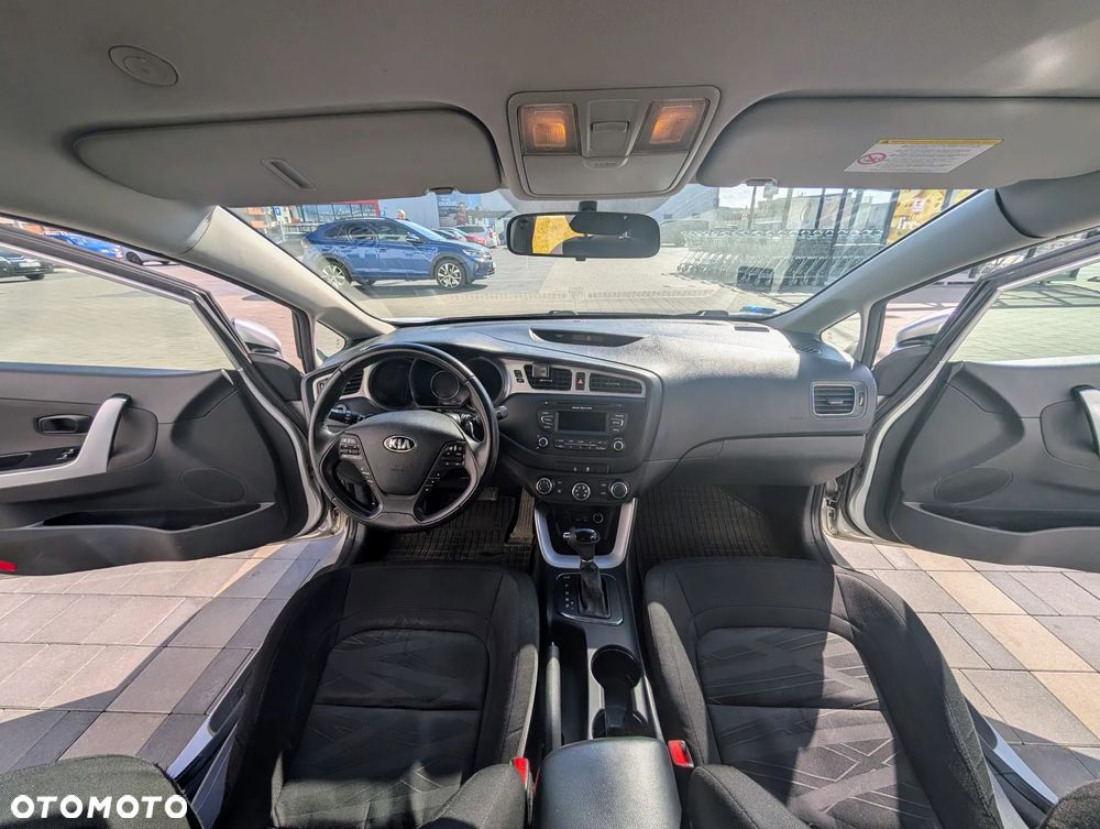 Kia Ceed 1.6 CRDi M - 10