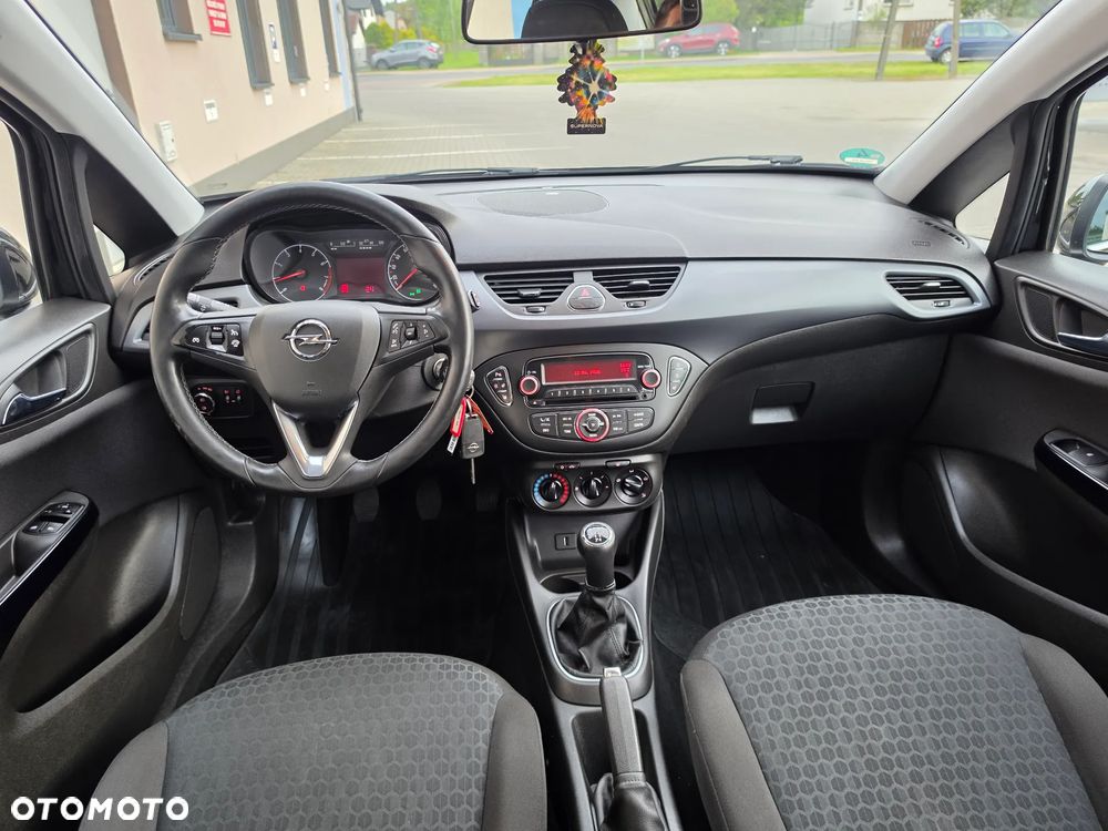 Opel Corsa 1.4 16V Cosmo - 14