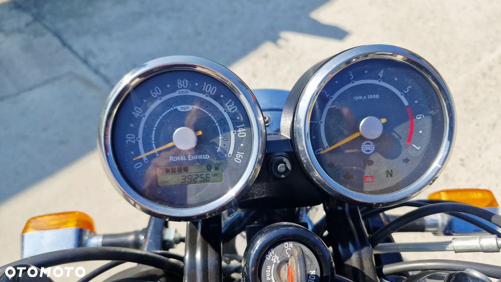 Royal Enfield Continental - 8