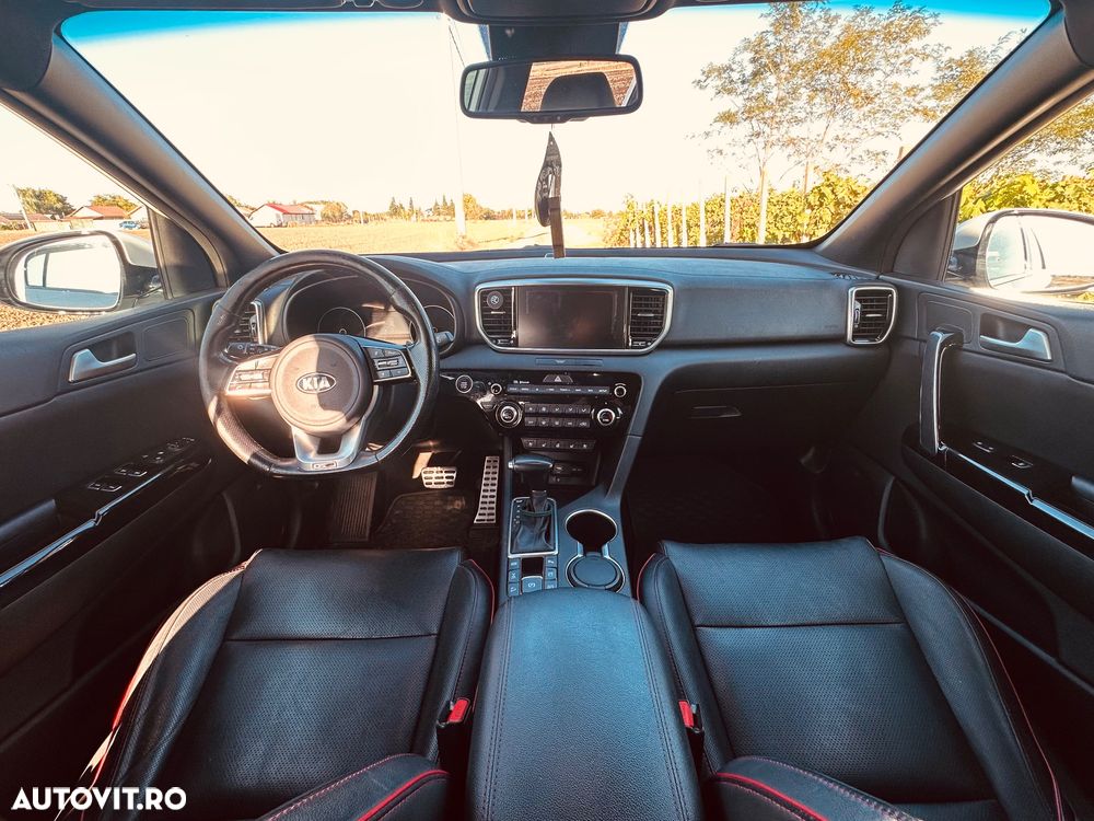 Kia Sportage 2.0 DSL 8AT HP 4x4 GT Line - 11