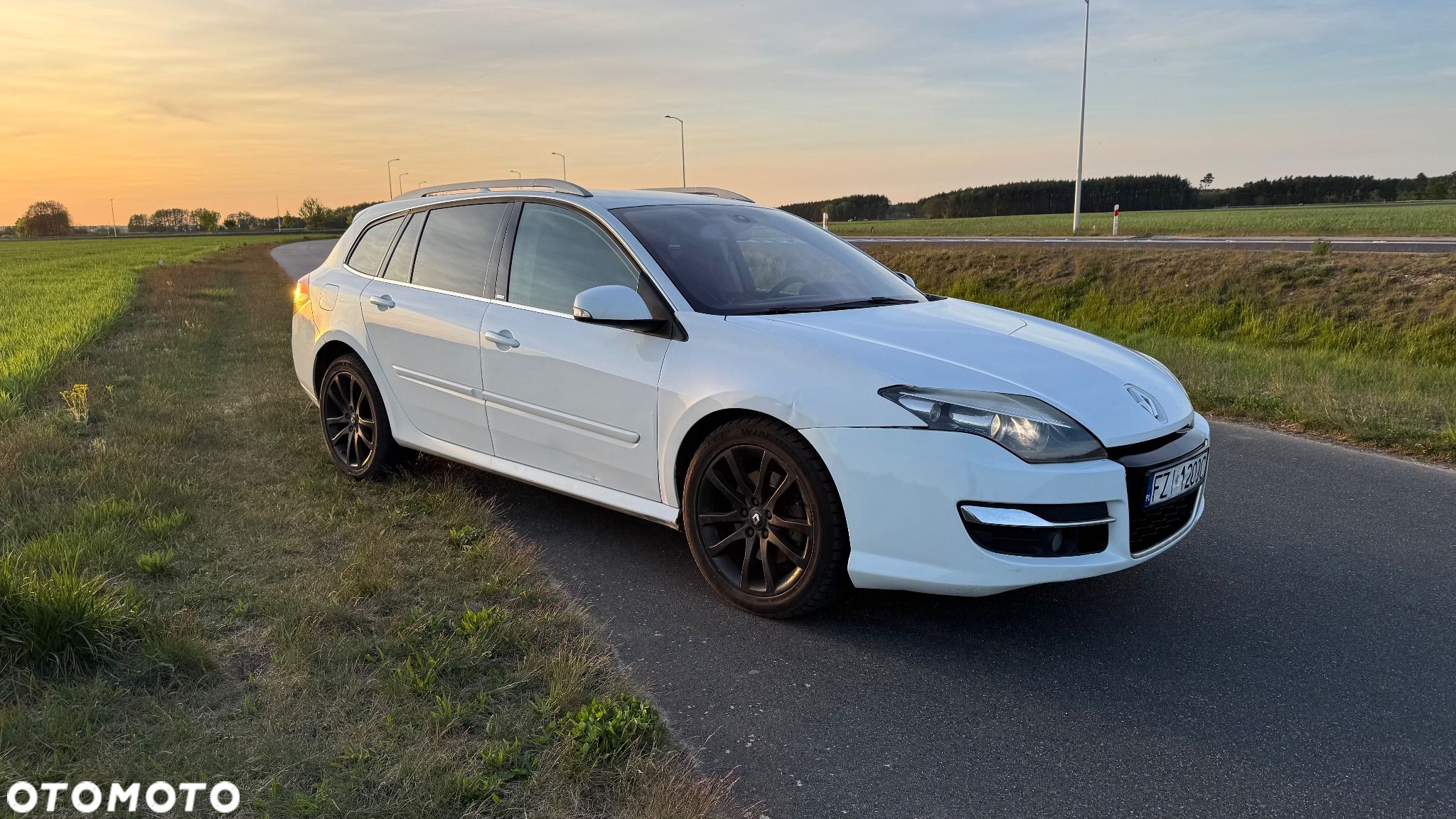 Renault Laguna - 1