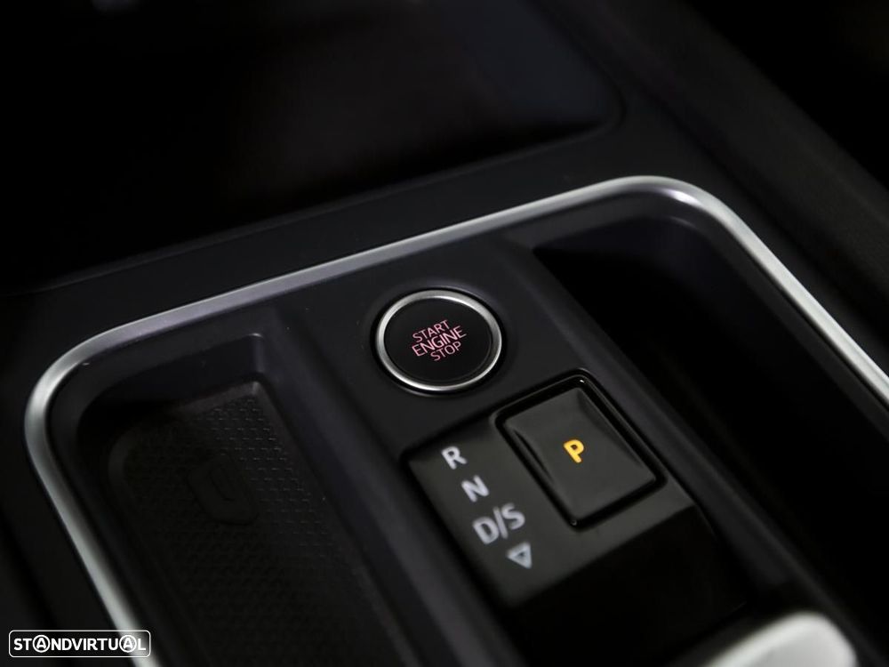 SEAT Leon 1.4 e-Hybrid Xcellence DSG - 29