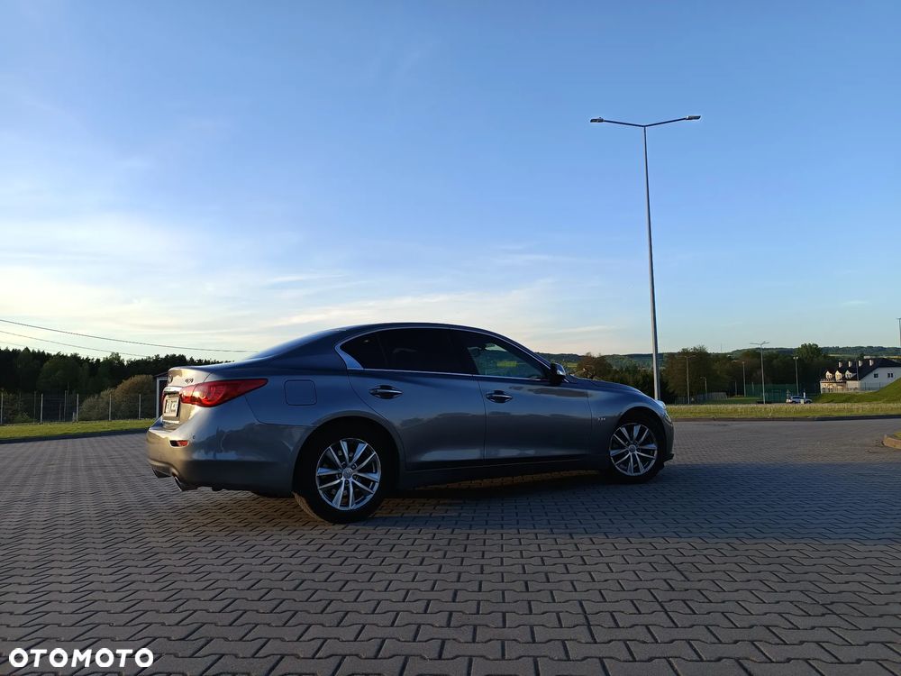 Infiniti Q50 2.2d Premium - 6