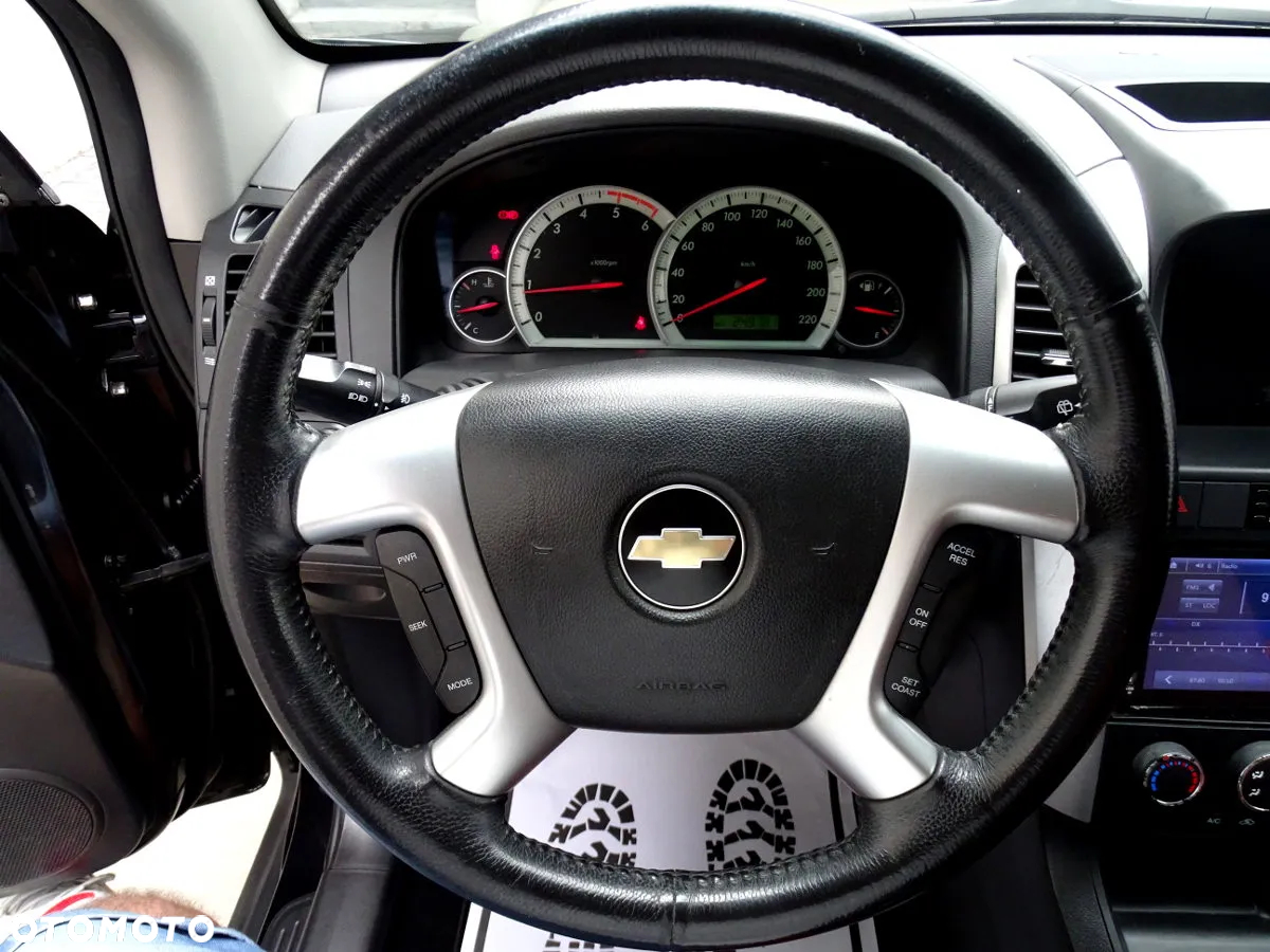 Chevrolet Captiva - 16