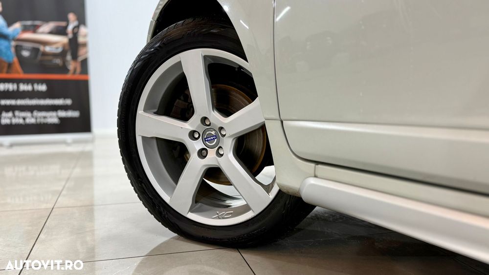 Volvo XC 60 D5 AWD Aut. RDesign - 15