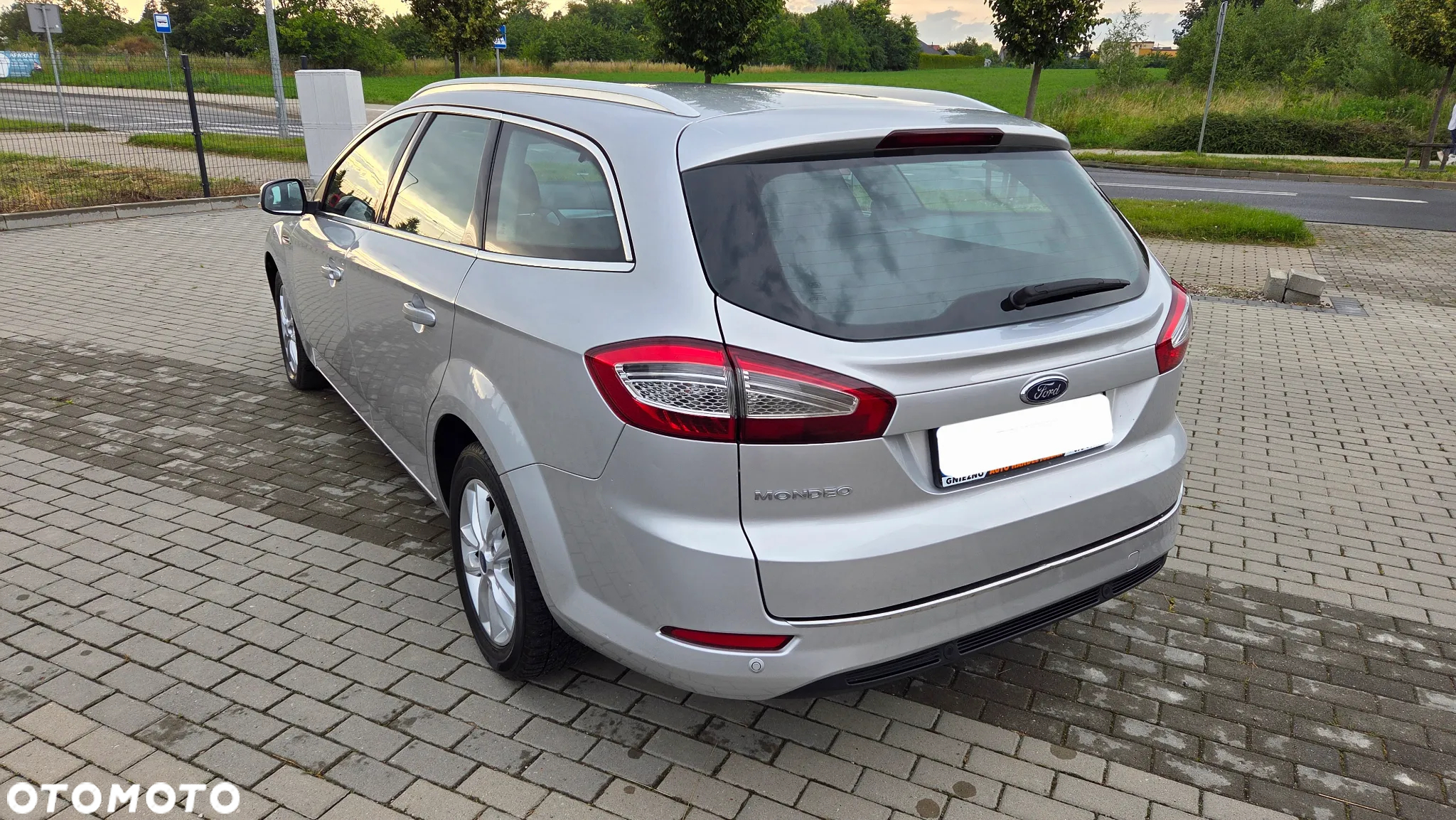 Ford Mondeo 2.0 TDCi Titanium - 9