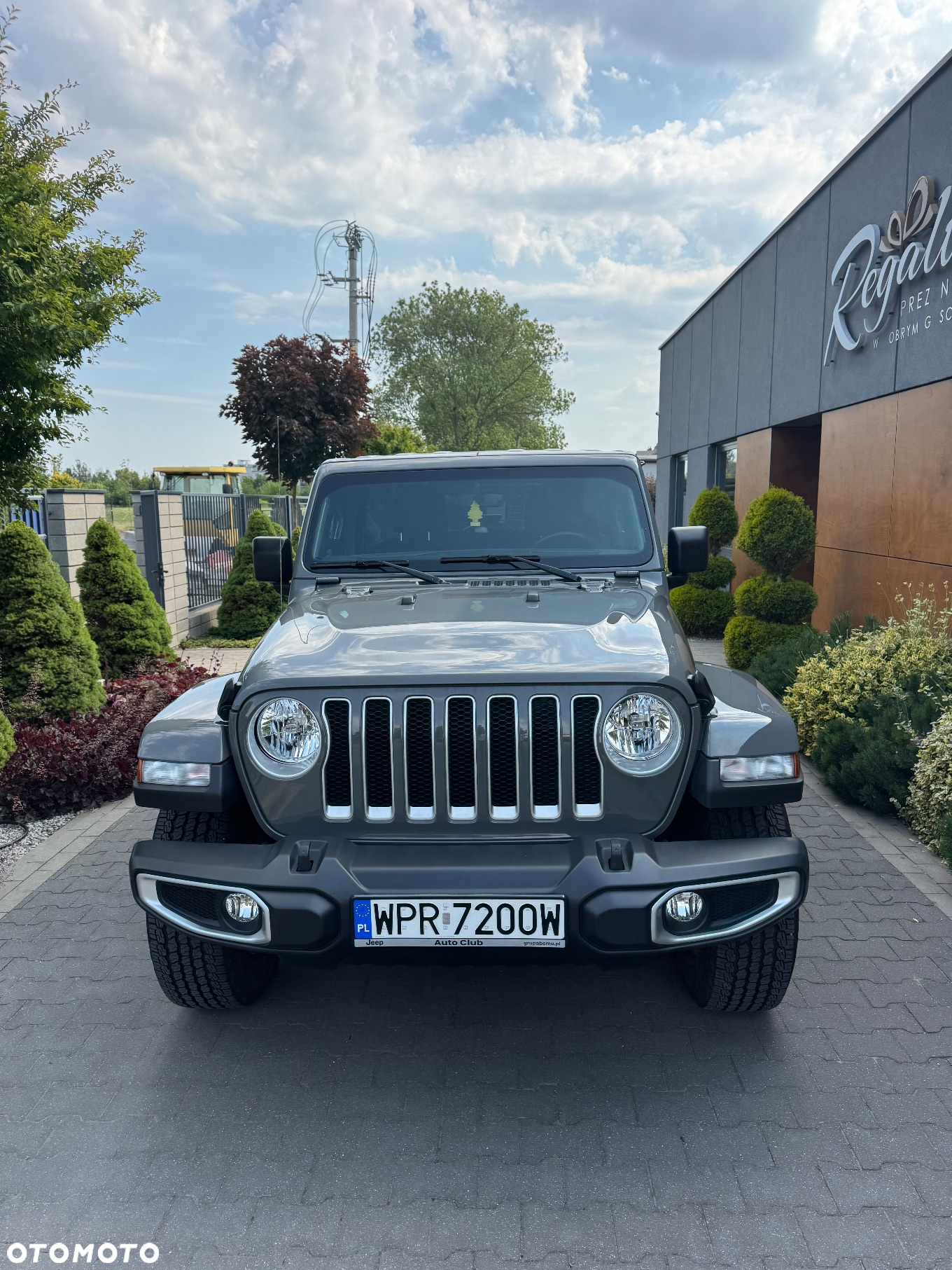 Jeep Wrangler - 2