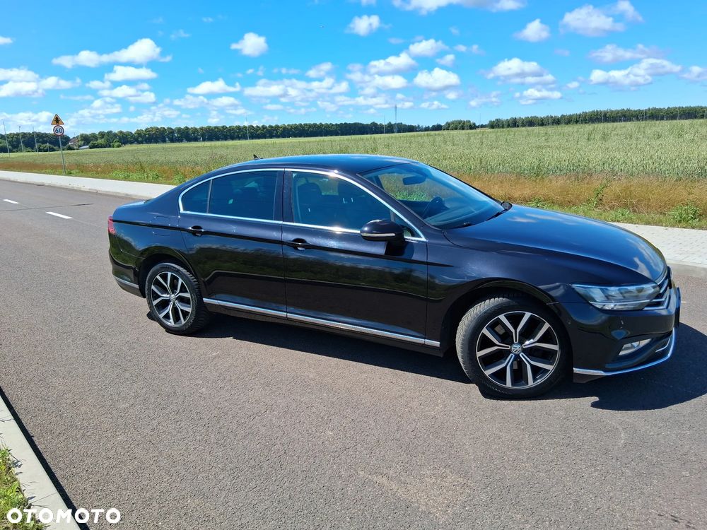 Volkswagen Passat 2.0 TSI Elegance DSG - 2