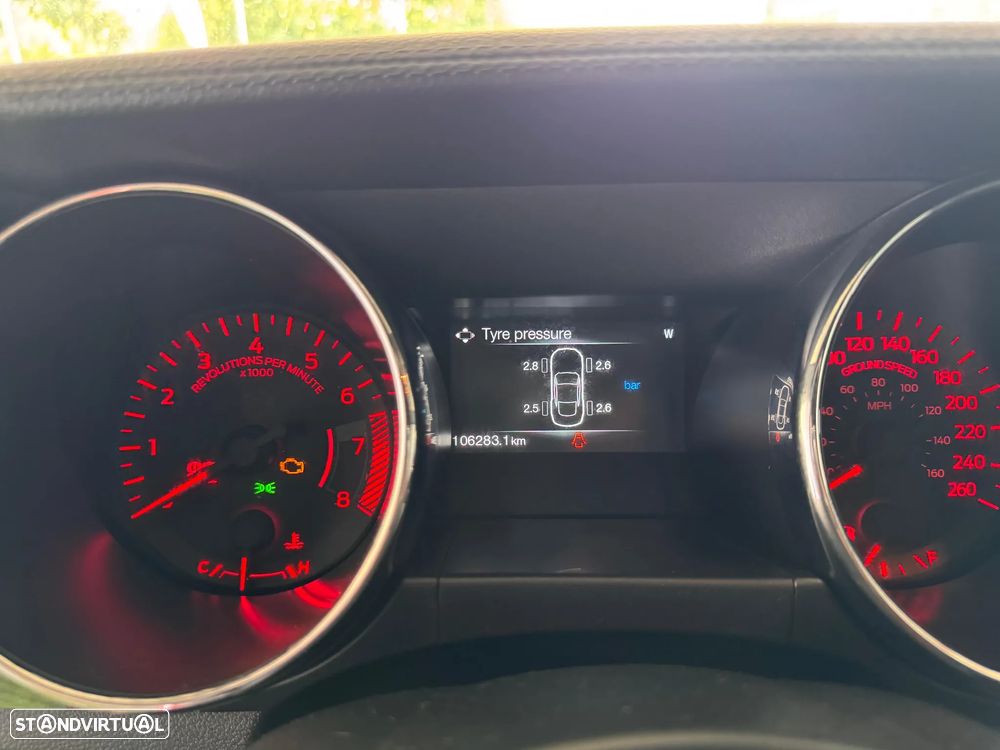 Ford Mustang 2.3i EcoBoost - 15