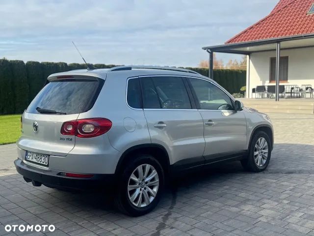 Volkswagen Tiguan - 6