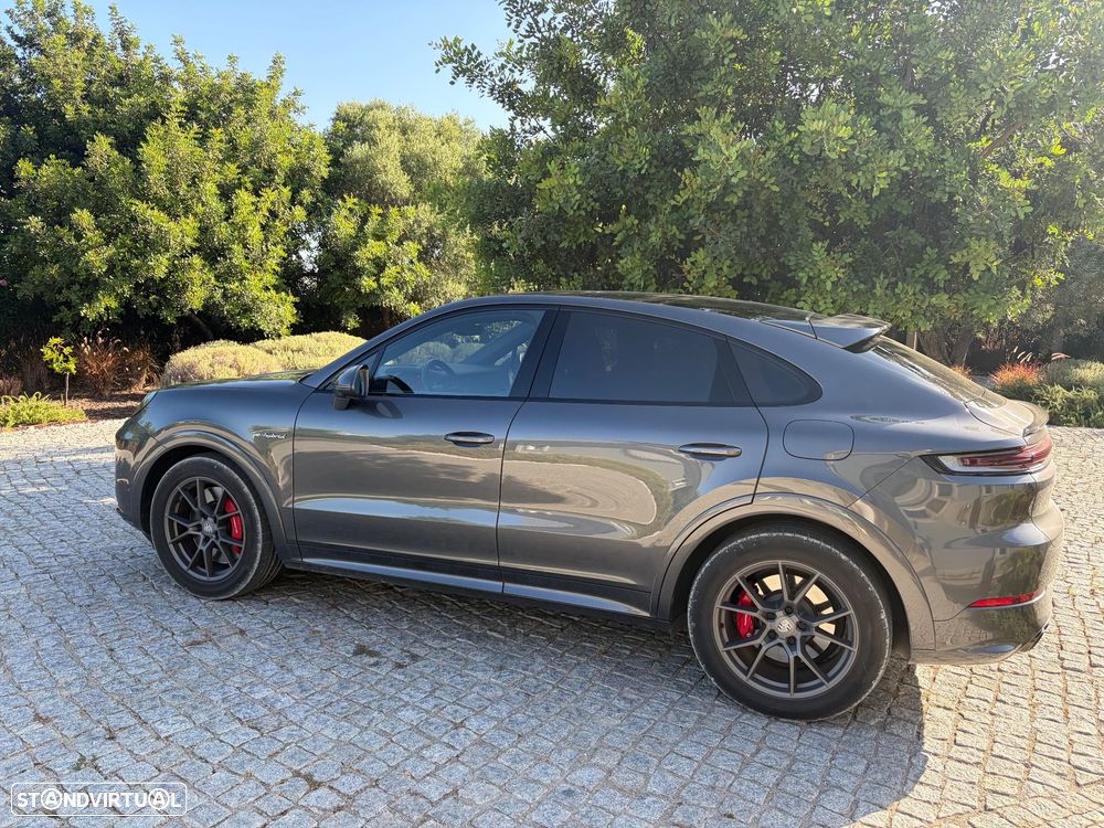 Porsche Cayenne Coupé - 2
