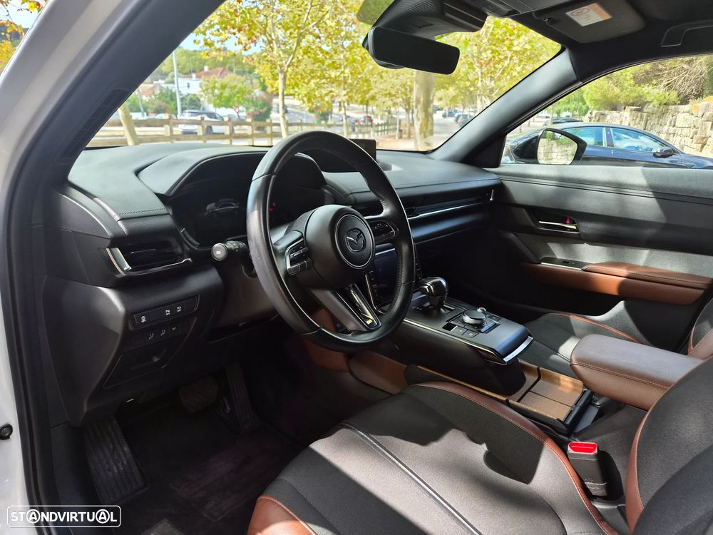 Mazda MX-30 - 10