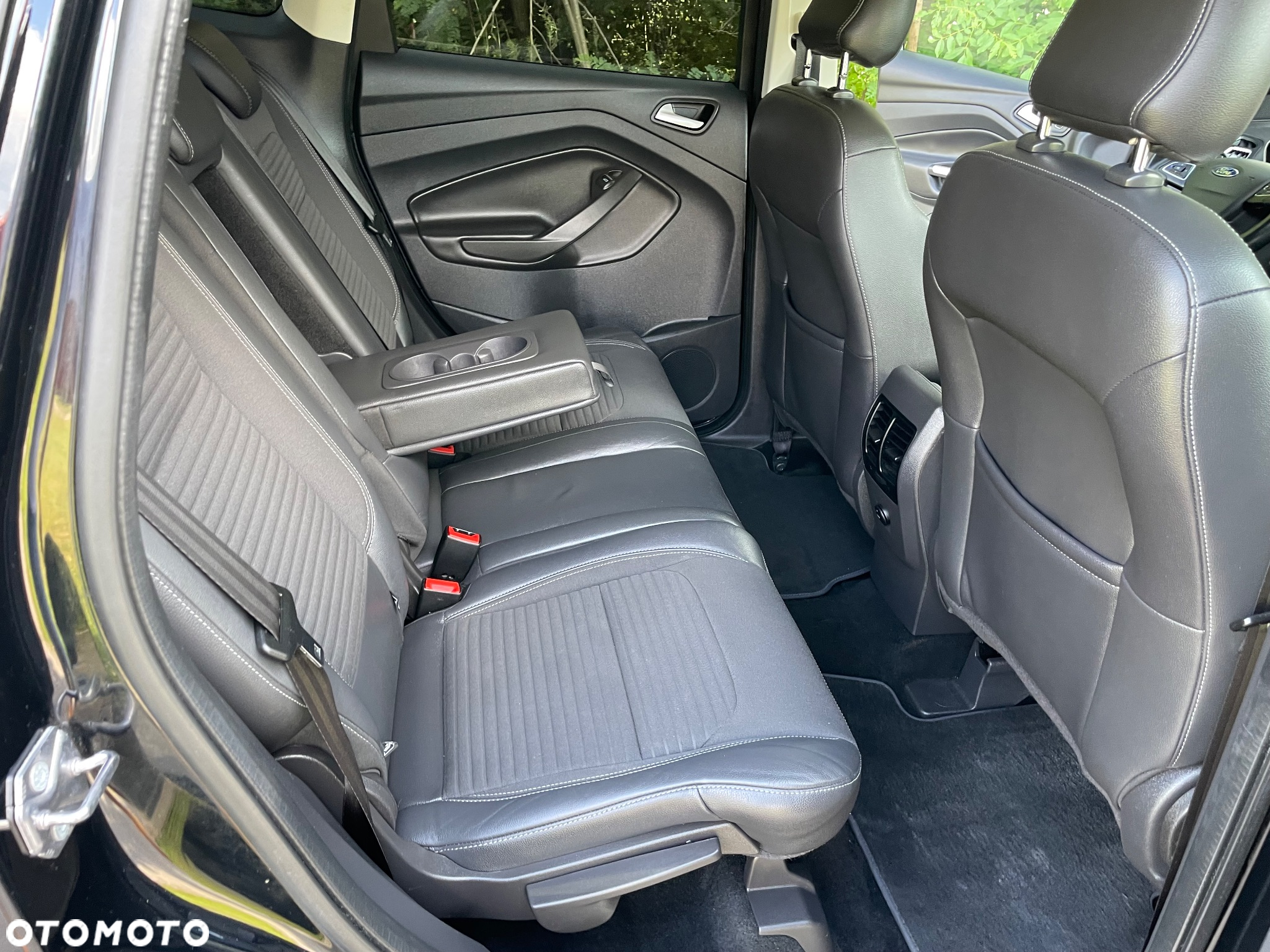 Ford Kuga 1.5 EcoBoost 2x4 Titanium - 23